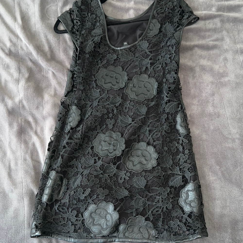 LEATHER DETAILED FLOWERED BEAUTIFUL DRESS